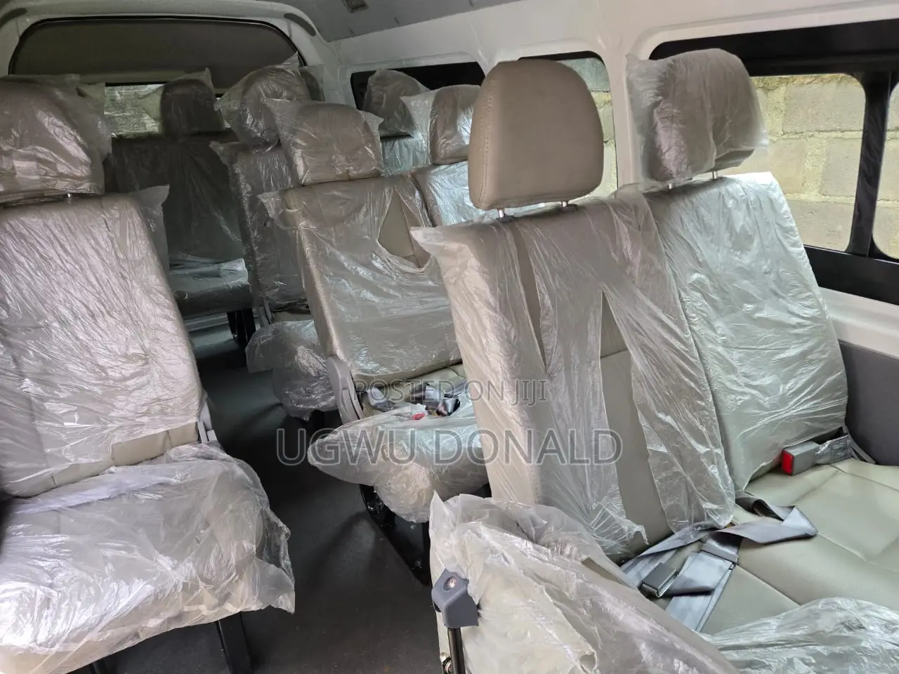 Toyota HiAce 2018 White