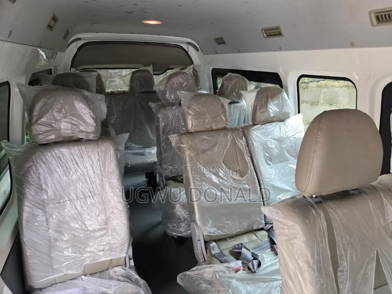 Toyota HiAce 2018 White