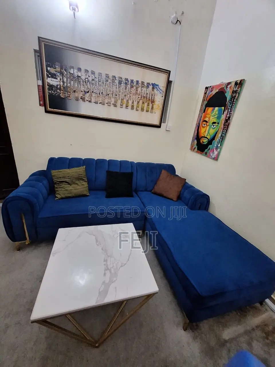 L Shaped Chair N Table