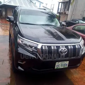 Toyota Land Cruiser Prado 2015 Black