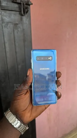 Samsung Galaxy S10 128 GB Blue