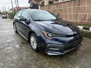 Toyota Corolla SE 2020 Blue