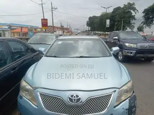 Toyota Camry LE V6 4dr Sedan (3.5L 6cyl 6AM) 2010 Blue