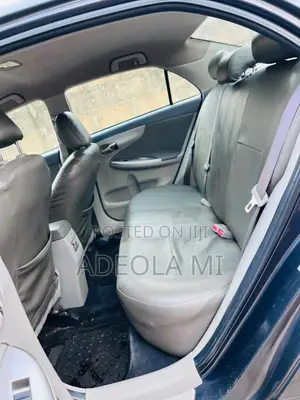 Toyota Corolla 2012 Gray