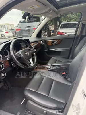 Mercedes-Benz GLK-Class 350 4MATIC 2013 White