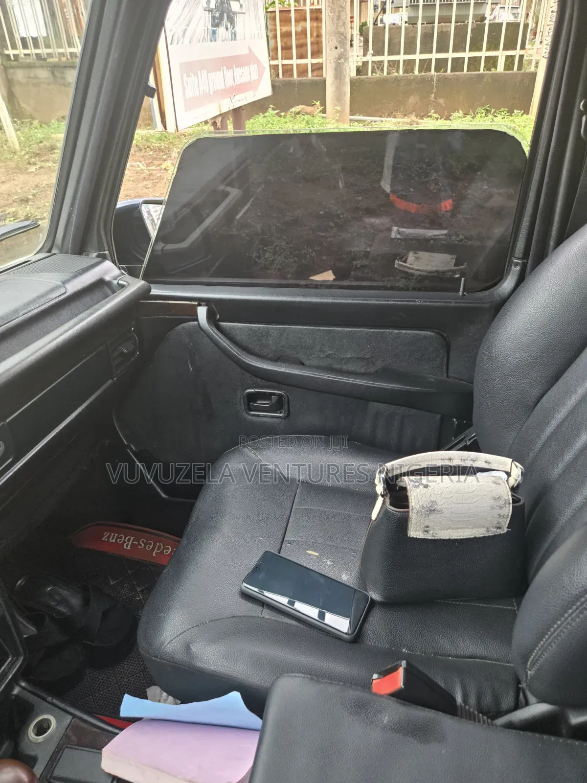 Mercedes-Benz G-Class 2011 Black