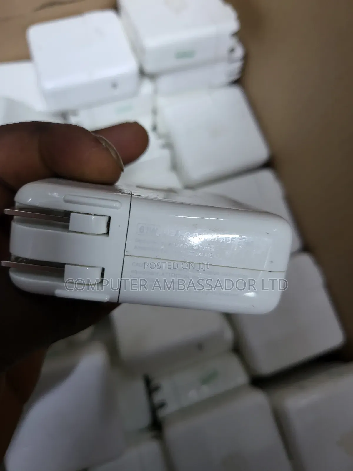 61watts MacBook Charger