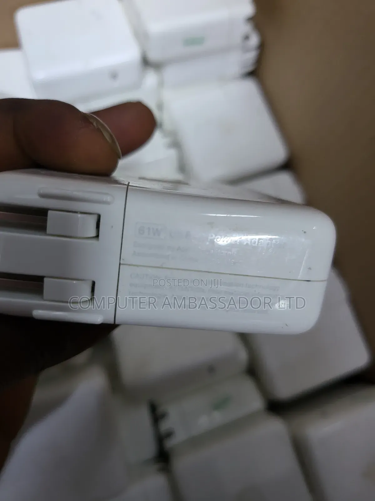 61watts MacBook Charger