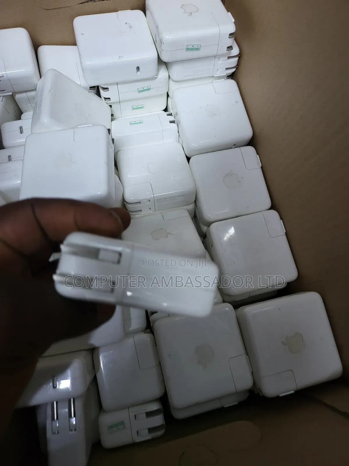 61watts MacBook Charger