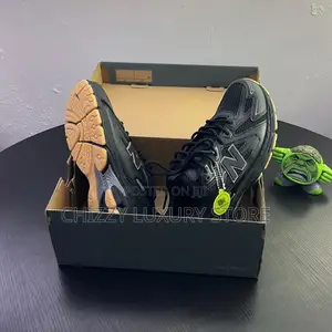 New Balance Quality Luxury Men Sneakers