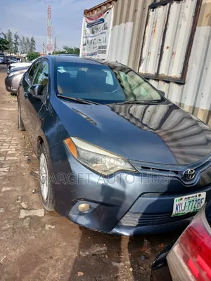 Toyota Corolla 2015 Gray