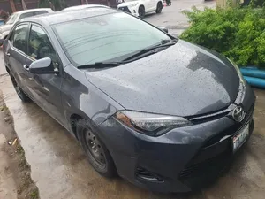 Toyota Corolla 2018 Gray