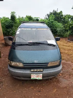 Toyota TownAce 2001 Green