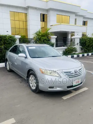 Toyota Camry XLE V6 4dr Sedan (3.5L 6cyl 6AM) 2007 Silver