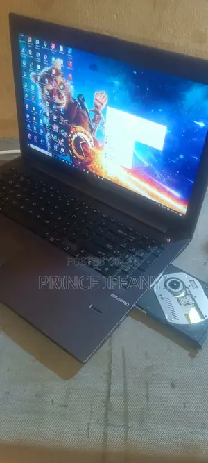 Laptop Asus ASUSPRO B9440UA 8GB Intel Core i7 HDD 500GB