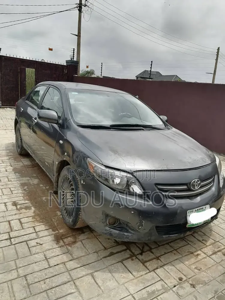 Toyota Corolla 2009 Black