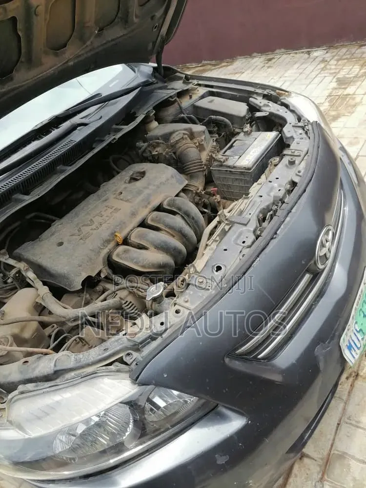 Toyota Corolla 2009 Black
