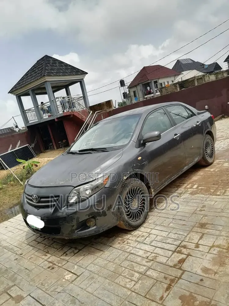 Toyota Corolla 2009 Black