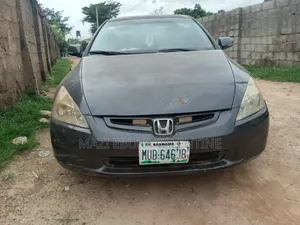 Honda Accord 2005 Gray