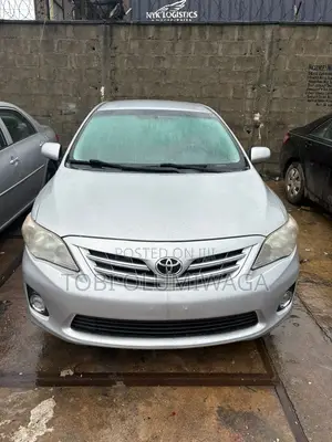 Toyota Corolla 2013 Silver