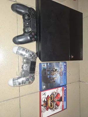 PlayStation 4 With 2 Games