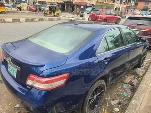 Toyota Camry 2011 Blue