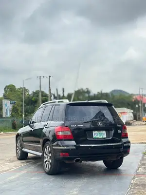 Mercedes-Benz GLK-Class 350 4MATIC 2010 Black