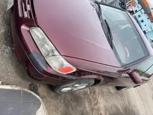 Toyota Camry 2000 Red
