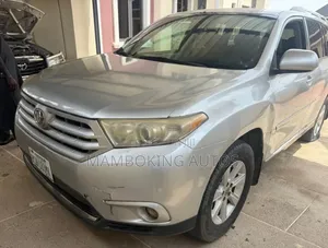 Toyota Highlander 2013 Silver