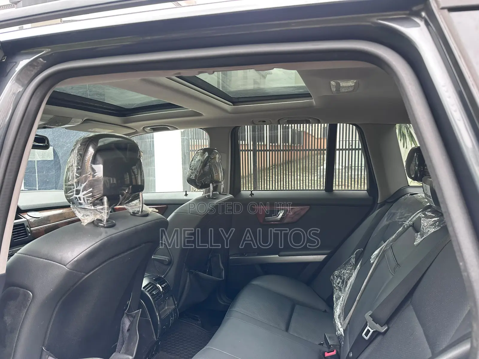 Mercedes-Benz GLK-Class 350 2010 Gray