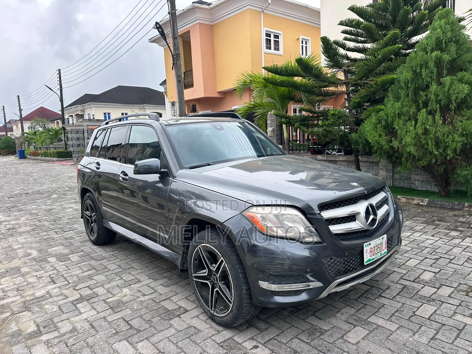Mercedes-Benz GLK-Class 350 2010 Gray