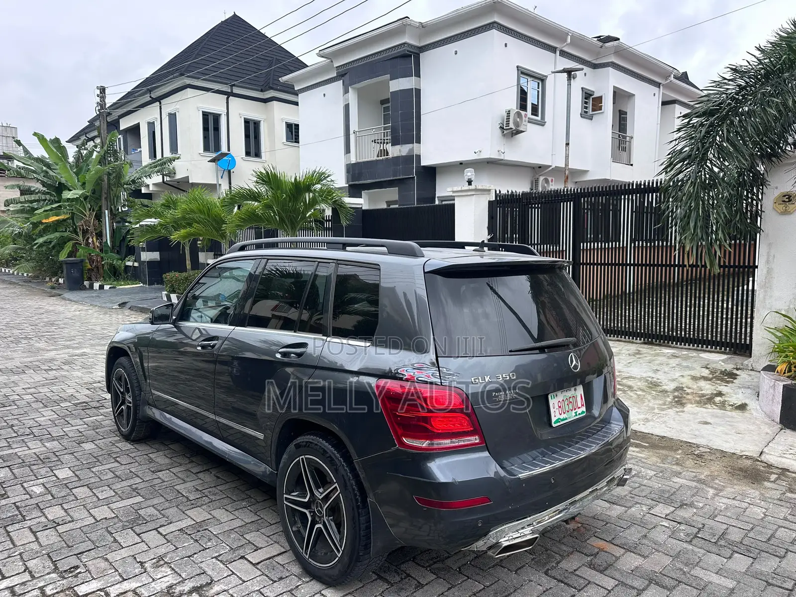 Mercedes-Benz GLK-Class 350 2010 Gray