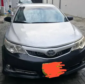 Toyota Camry 2012 Silver