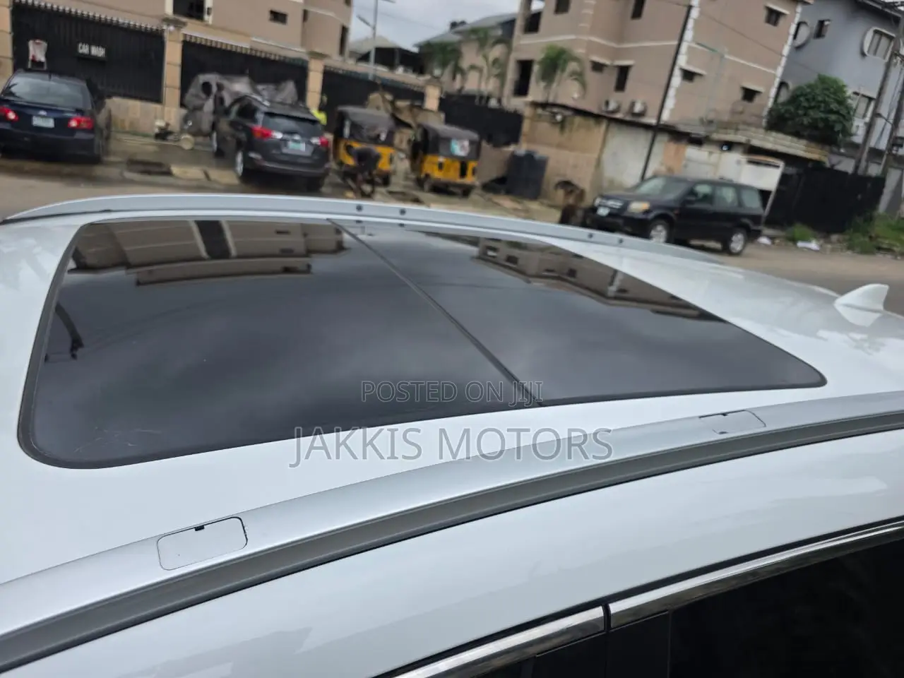 Honda CR-V 2023 White