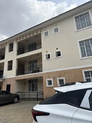 3bdrm Apartment in Emam Estate, Katampe Extension for rent