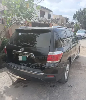Toyota Highlander 2010 Black