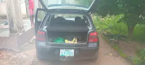 Volkswagen Golf 2005 Black