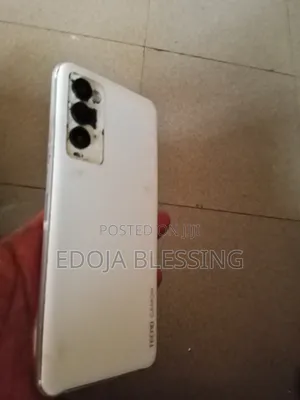 Tecno Camon 18 128 GB White