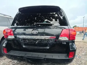 Lexus LX 2016 Black