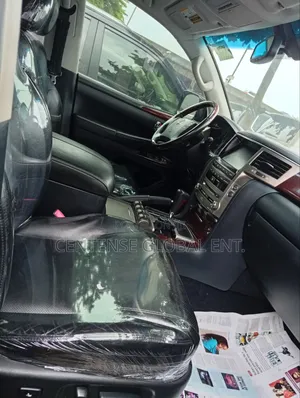 Lexus LX 2017 Black