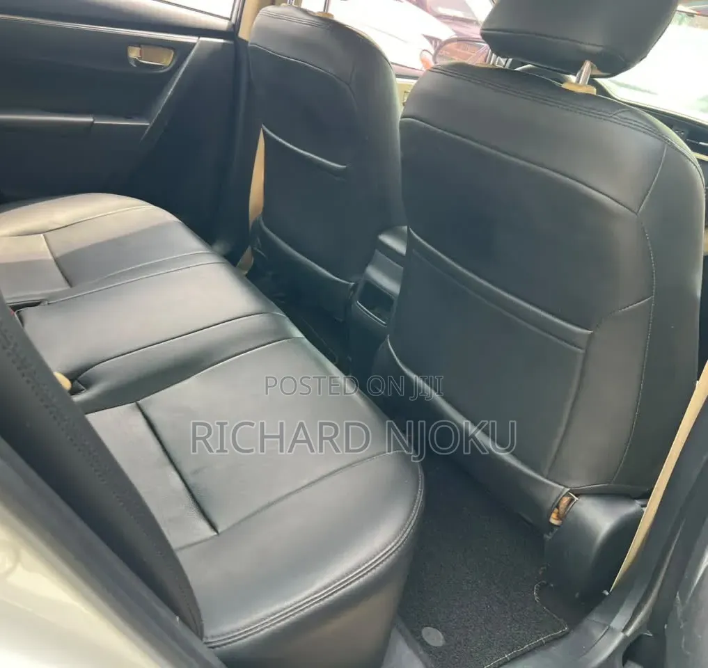 Toyota Corolla 2019 White
