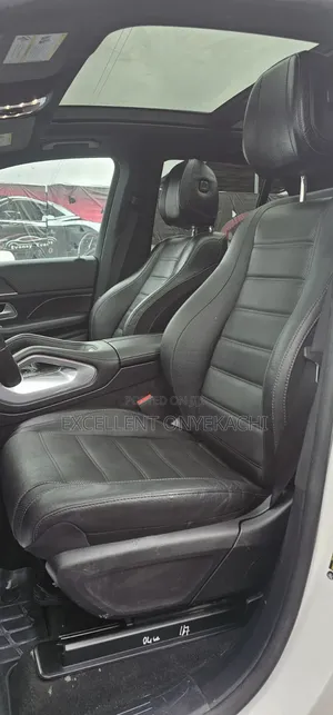 Mercedes-Benz GLE-Class 2022 White