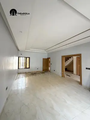 4bdrm Townhouse/Terrace in Wuye, Abuja for sale