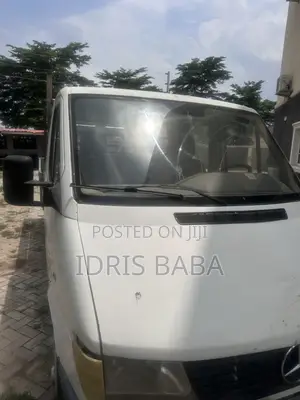 Mercedes-Benz Sprinter 2010 White
