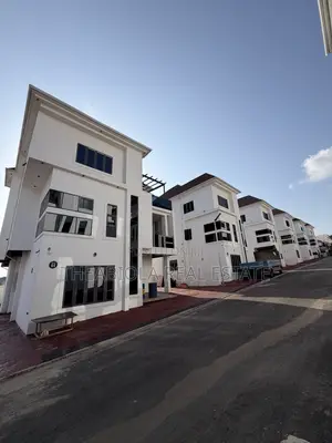 6bdrm Duplex in Guzape, Abuja for sale