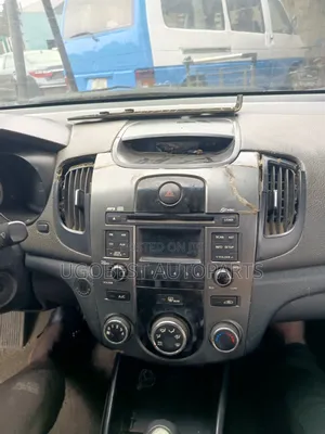 Kia Cerato (2008/2012) Android Screen With GPS Navigation System (Map)