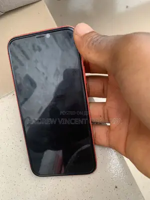 Apple iPhone 12 64 GB Red