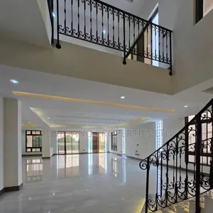 3bdrm Apartment in Lekki Phase 1 for rent