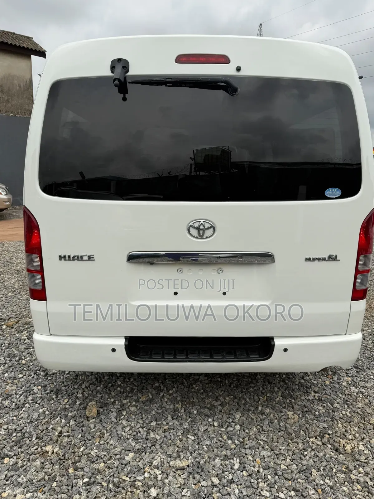 Toyota HiAce 2012 White