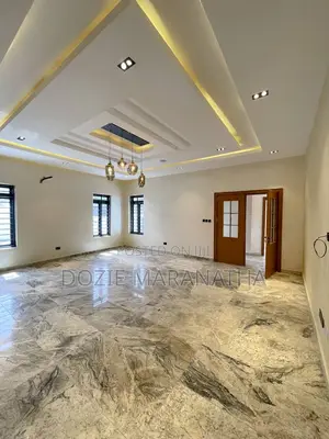 5bdrm House in Gwarinpa for sale